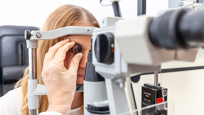 Augenarzt für Arbeitsunfälle